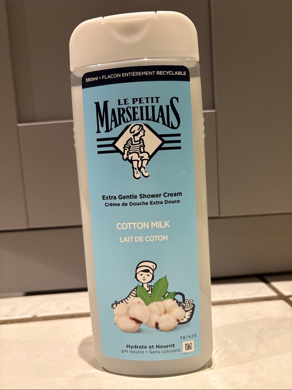 Cotton Milk Extra Gentle Shower Cream - Light Blue